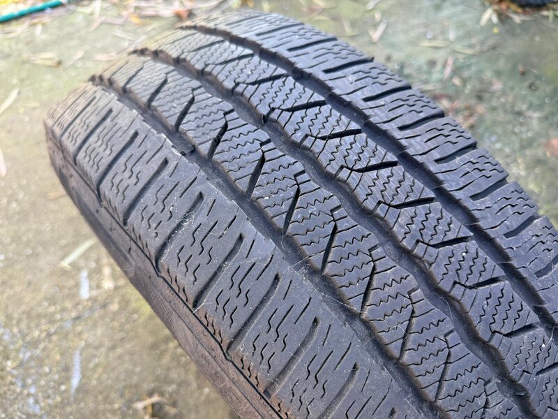 Set roti VW Transporter T5 / T6 Jante otel anvelope iarna Continental