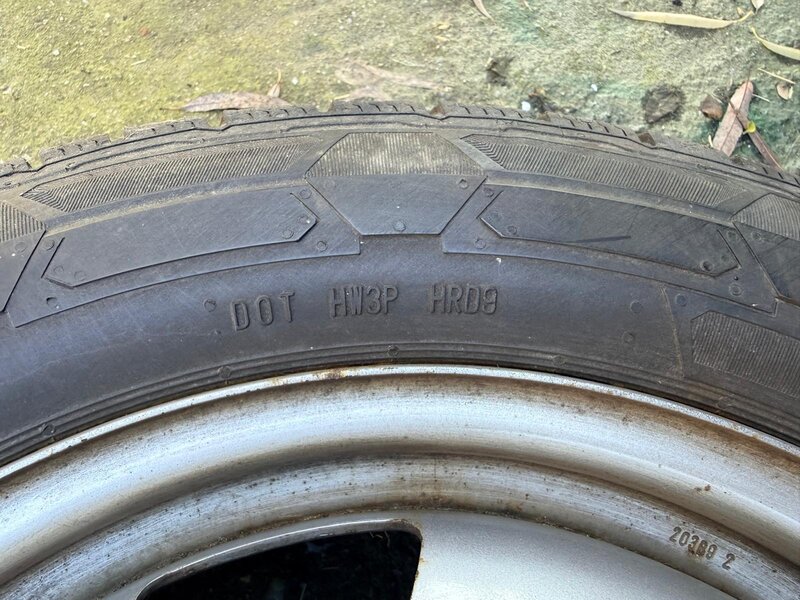 Set roti VW Transporter T5 / T6 Jante otel anvelope iarna Continental